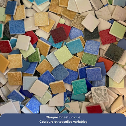 Lot d’émaux de Briare déclassés pour mosaïque – Briare Original Second Souffle avec tesselles de couleurs variées issues de fabrication.