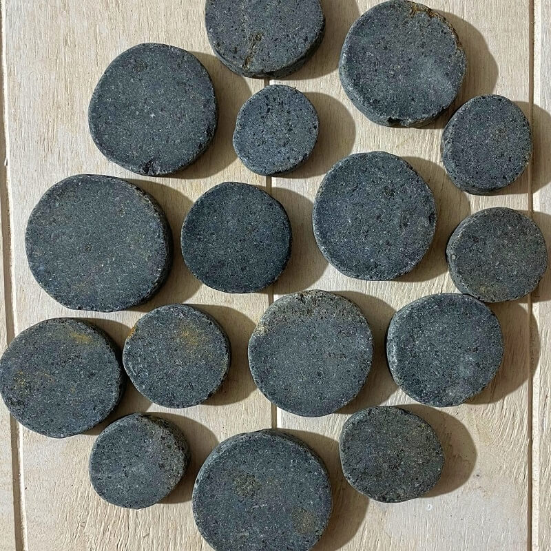 Ronds de Pierre de Lave